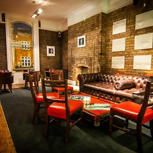 Hotel Kellys